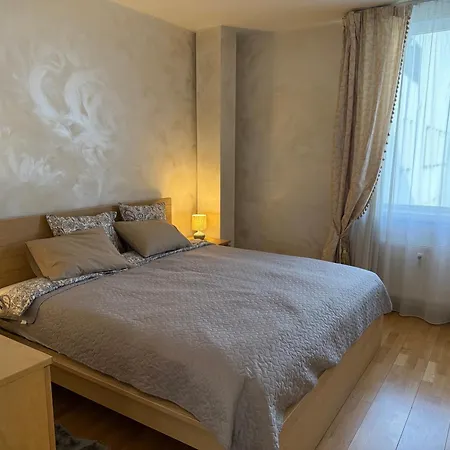 Cozy Harbour Apartment